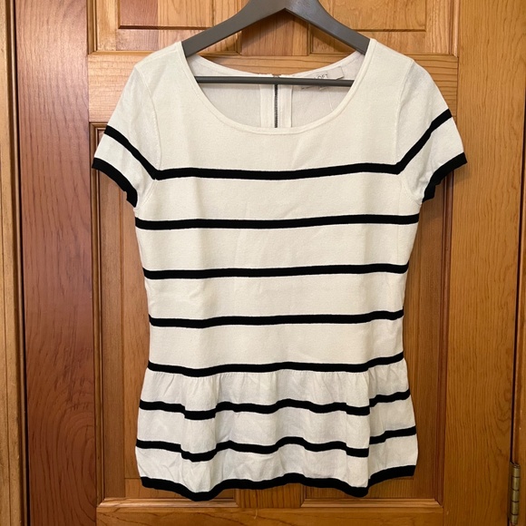 NWT LOFT Striped Short Sleeve Sweater - Picture 2 of 4